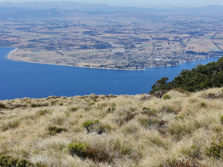 Read more about the article TeAnau to Luxmore Hut (Kepler Track)